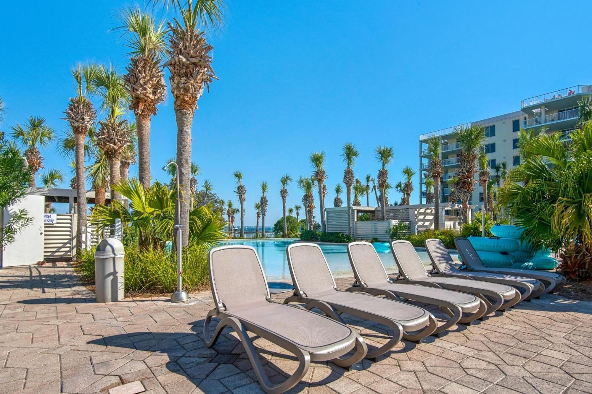 Destin West Gulfside #203 Holiday home